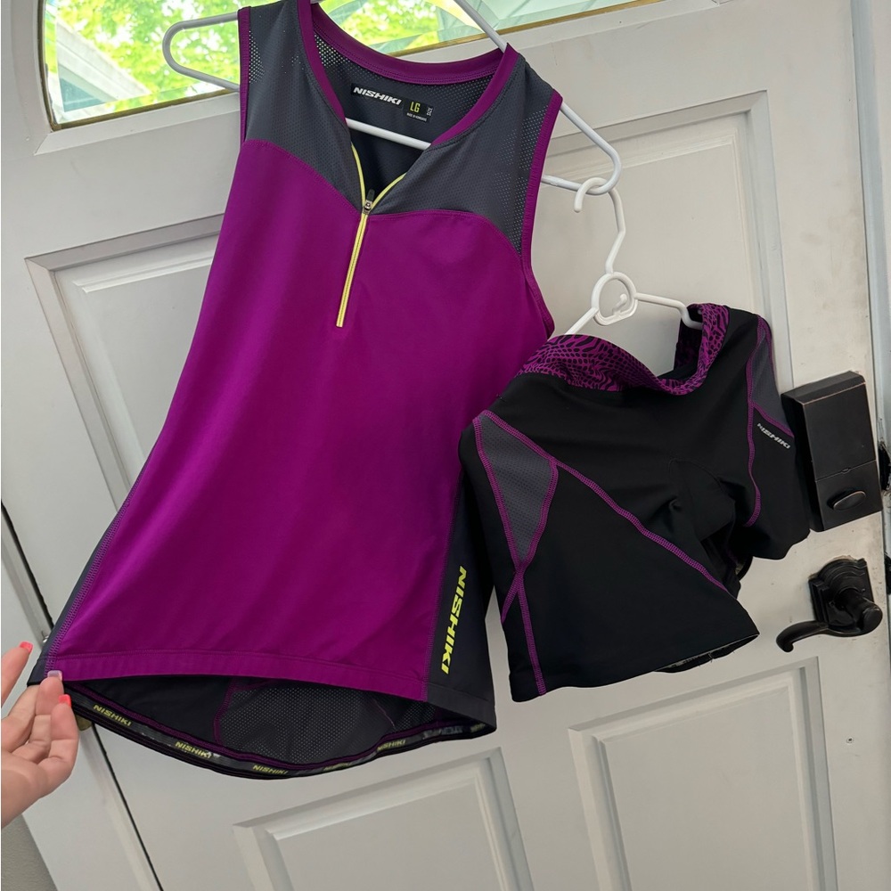 Women’s Nishika L bike Jersey top and XL bike pants